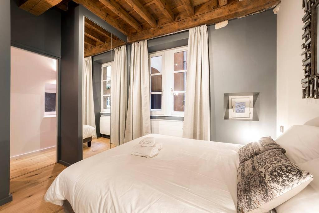 דירות Beau Bijou Au Coeur Du Vieux Lyon Ail מראה חיצוני תמונה